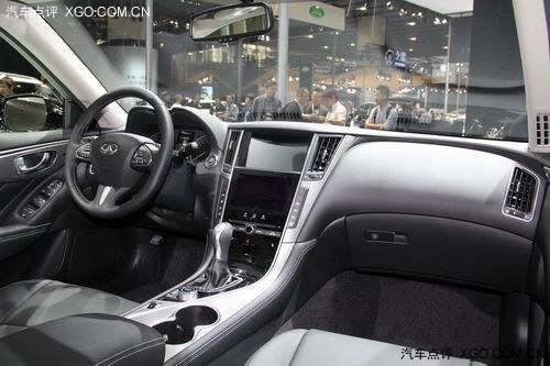 2013广州车展 英菲尼迪推出Q50 2.0T版