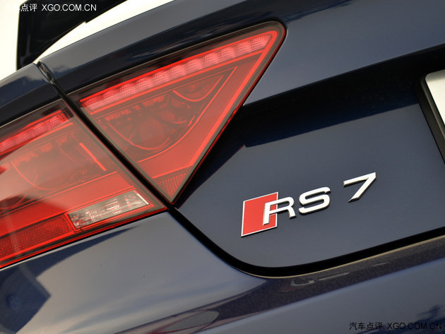 新款奥迪RS7和RS5特别版上市 109.8万起