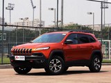 顶配的斗争 Jeep自由光3.2L对比奥迪Q5