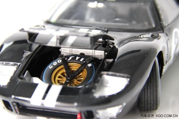 点评君的收藏夹 福特GT40 MKII车模实拍
