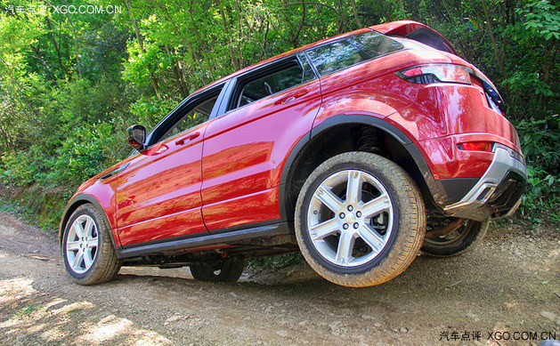 品质▪魅力依旧 试驾奇瑞路虎揽胜极光