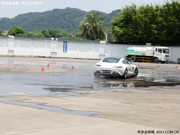 AMG GT S加入阵营 奔驰AMG驾驶学院体验