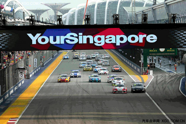 点评君看赛车 保时捷卡雷拉杯新加坡站
