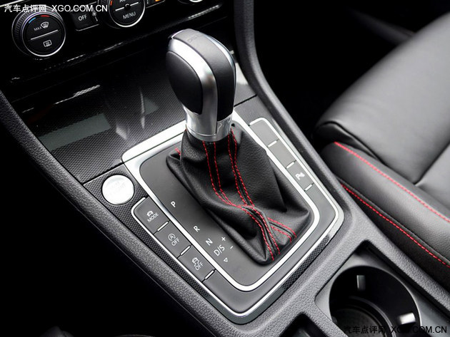 以“钢炮”为名 试驾全新高尔夫GTI