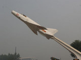 游亚洲最大航空博物馆 战斗机多如牛毛