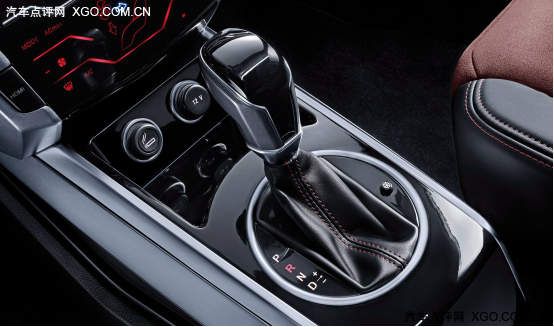众泰大迈X5自动挡车型超值上市，8.79万元起售
