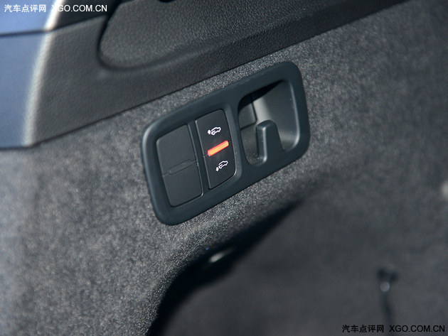 科技引领革新之路 试驾奥迪全新Q7 3.0T