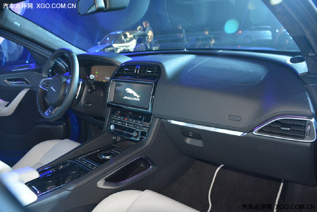 2015广州车展 捷豹F-Pace在国内首发