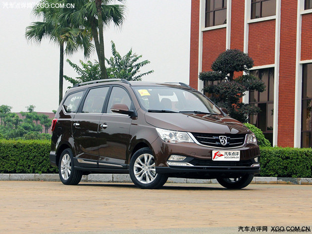 五菱成中国第一家产销突破200万辆车企