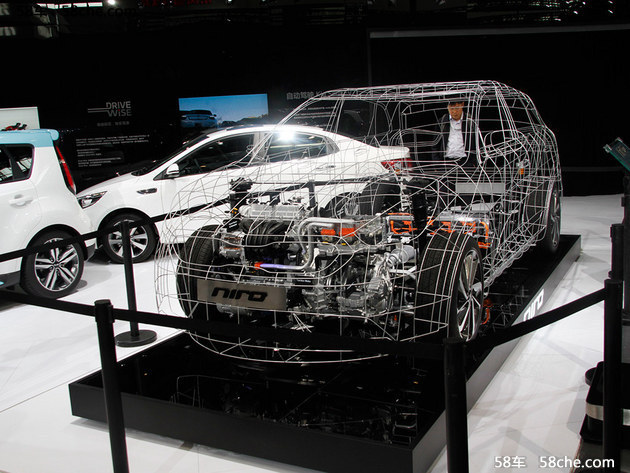 2016北京车展 起亚混动SUV-niro实拍