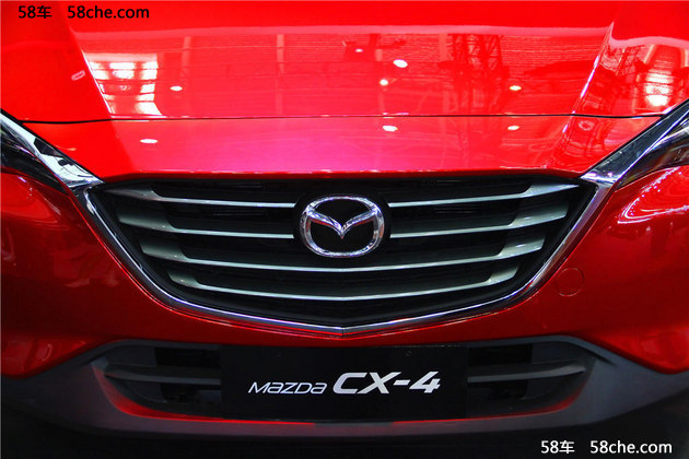 2016北京车展 马自达轿跑SUV CX-4实拍