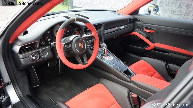 保时捷911 GT2 RS正式发布 史上最强911