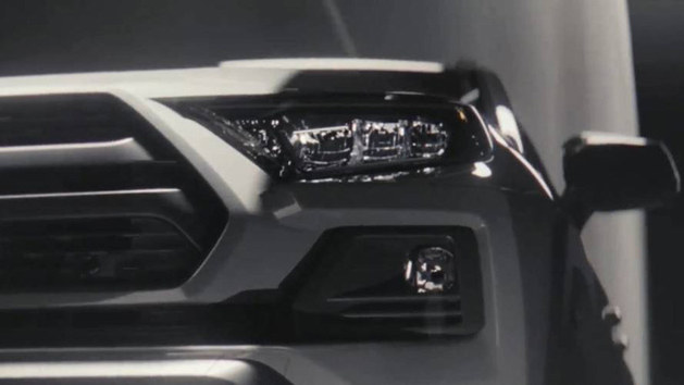 丰田全新RAV4预告图发布 于纽约车展首发
