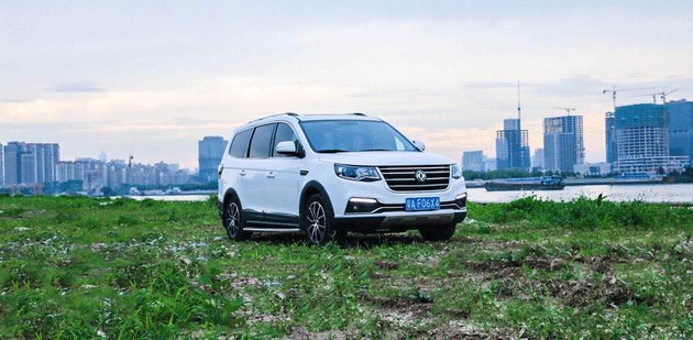 10万内没有好7座SUV？那是还没试过这台