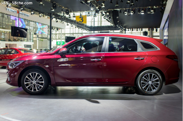 通勤旅行两相宜 深度解析北京现代逸行