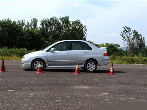 註定小眾的車型 昌河鈴木利亞納