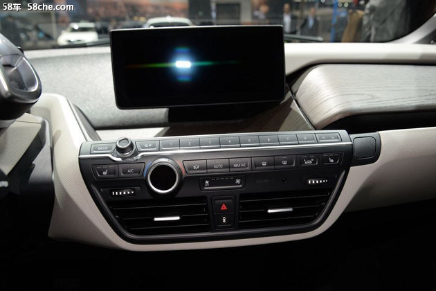 续航达359km 新款宝马i3系列今日上市