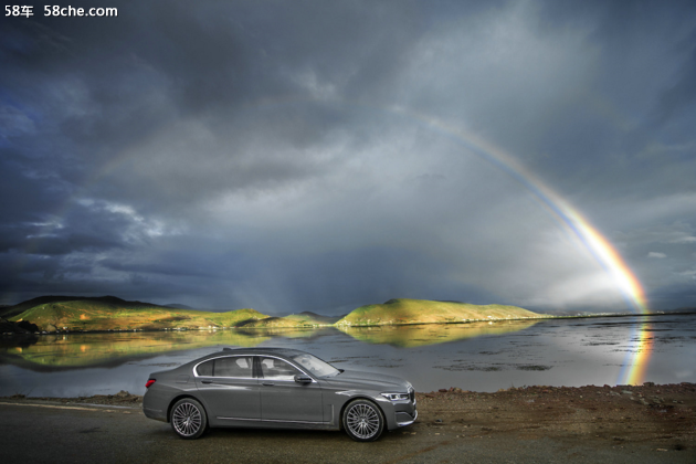 新BMWX7和7系以前瞻与创新定义豪华内涵