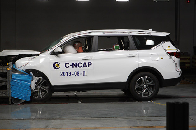 最严C-NCAP 家用SUV安全标杆的五星安全