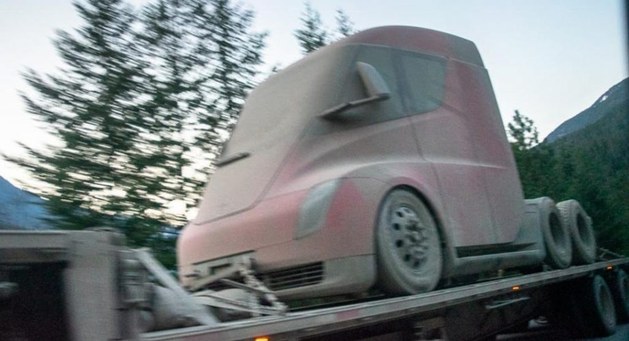 冬季测试结束 特斯卡拖头SEMI测试车曝光