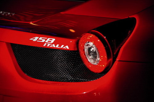 盗梦空间！试驾全新法拉利458 Italia