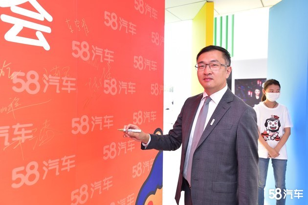 2020北京车展 专访WEY品牌营销总经理    乔心昱先生