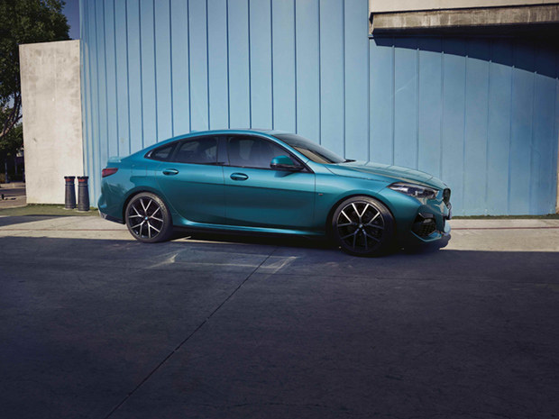 创新BMW 2系四门轿跑车正式荣耀上市！