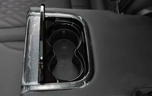 给霸气加上黑科技，试驾一汽奔腾T99