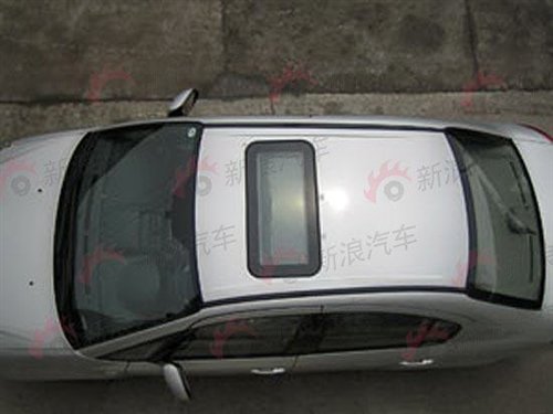 广州车展上市 2011款三厢天语SX4曝光