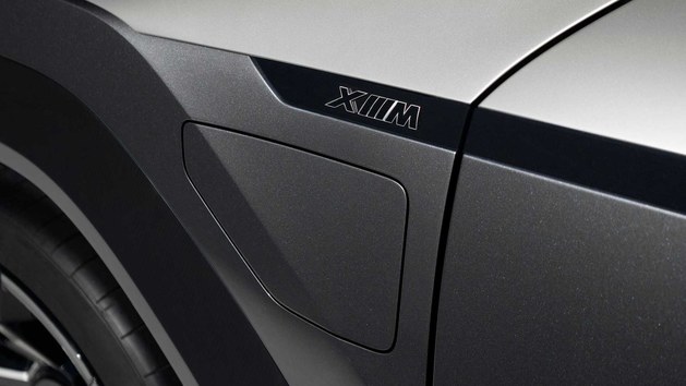 宝马XM概念车正式发布 量产版将搭载插电混动系统