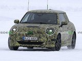 全新MINI纯电路试谍照曝光 最大续航里程200公里左右 全新MINI纯电路试谍照曝光 最大续航里程200公里左右