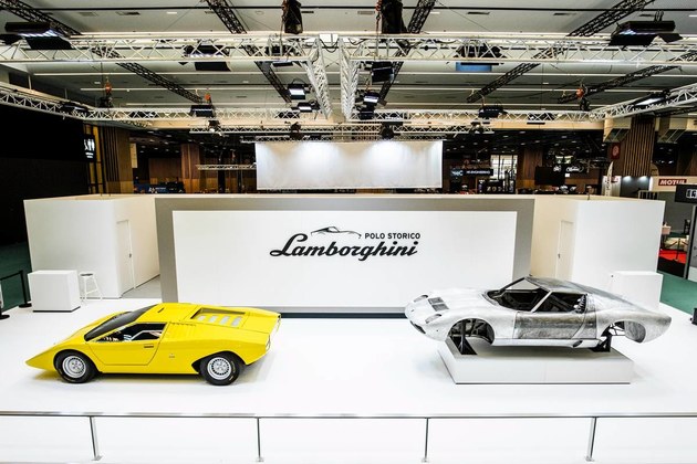 兰博基尼携Countach LP 500重塑版和Miura SV亮相2022巴黎古董车展