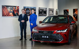 丰田新款亚洲龙售价19.98万起 细节提升