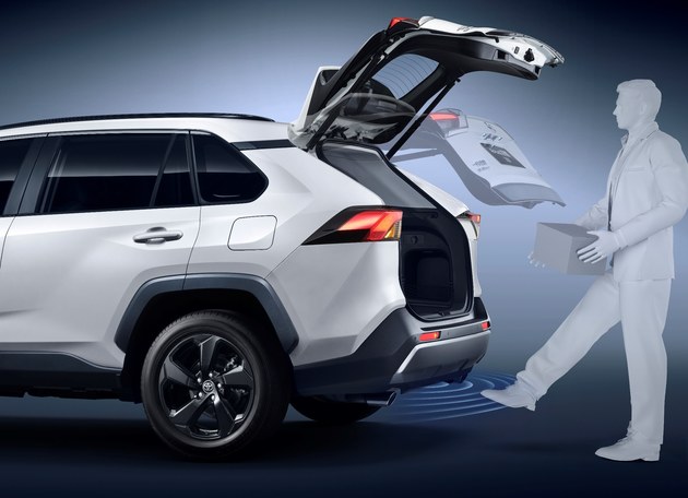 一汽丰田RAV4荣放   2022款强劲登场