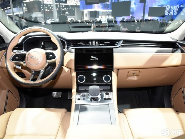 捷豹F-PACE售价41.3万元起 欢迎垂询