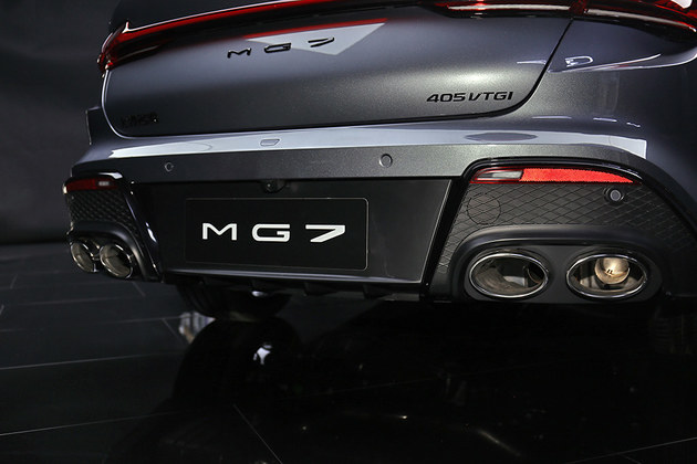 延续品牌基因 MG黑标首款紧凑型车MG7实拍