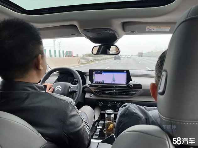 十多万合资轿车，推荐凡尔赛C5 X的理由