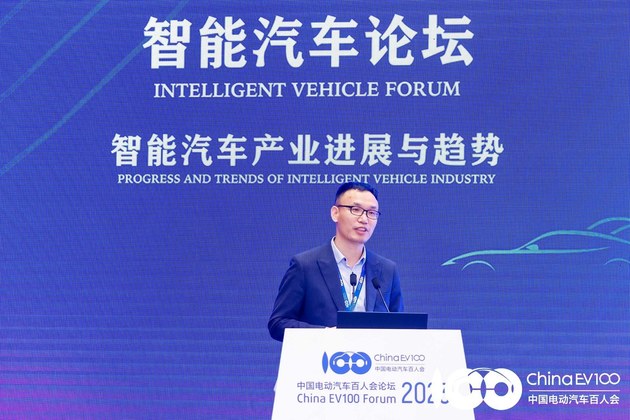 华为云尤鹏：以人工智能技术加速智能驾驶量产车数据迭代