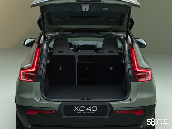 女生们都想拥有的沃尔沃 XC40 纯电版