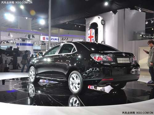 上海汽车MG6三厢版亮相