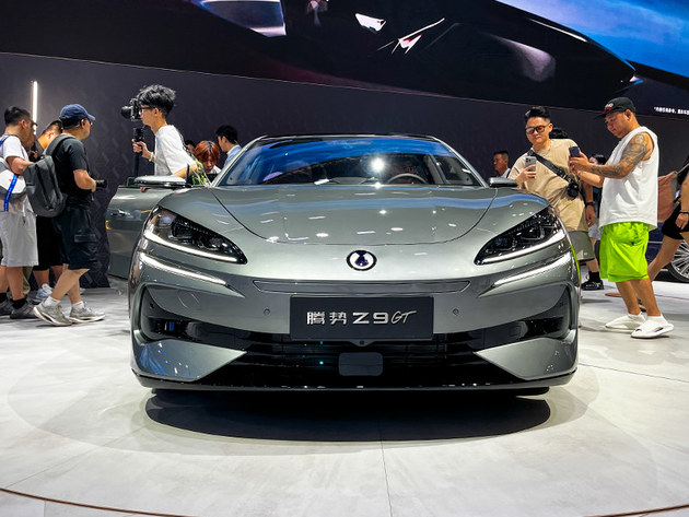 集优雅、豪华与性能于一身 成都车展实拍腾势Z9GT