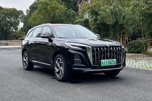 为何称之为最有底蕴的“新”车？试驾红旗HS3 PHEV