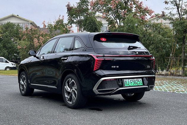 为何称之为最有底蕴的“新”车？试驾红旗HS3 PHEV