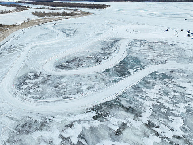 畅玩皮卡冰雪嘉年华 2025皮卡冰雪体验营顺利举行