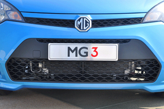 潮流新单品 静态体验个性潮车上汽MG3