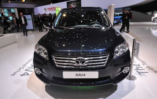 并非与海外同步 丰田改款RAV4国内路试