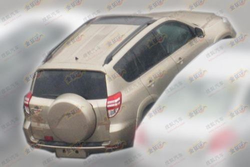 并非与海外同步 丰田改款RAV4国内路试