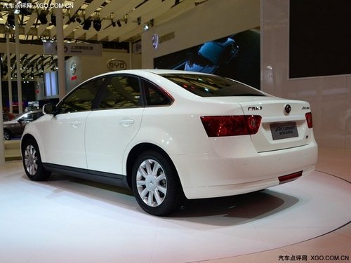 2011上海车展 长丰轿车命名猎豹欧酷曼
