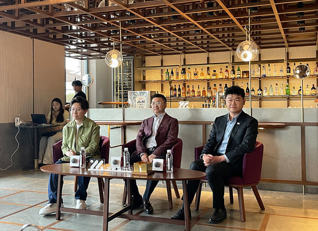 智己的向上之路 技术、用户与品牌的闭环