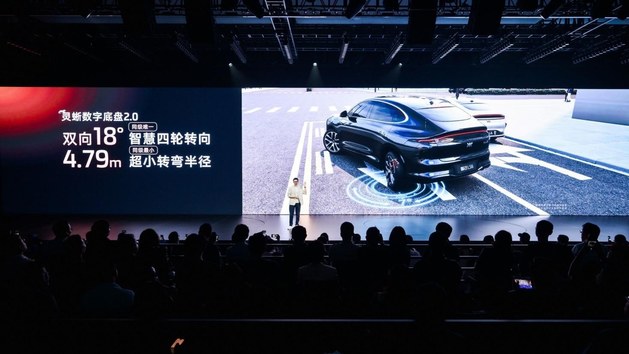 “20万级SUV市场的变革”新一代智己LS6开启预售